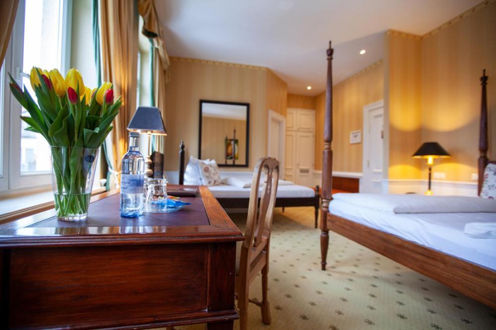 Hotel Niederlaendischer Hof Schwerin  Dış mekan fotoğraf