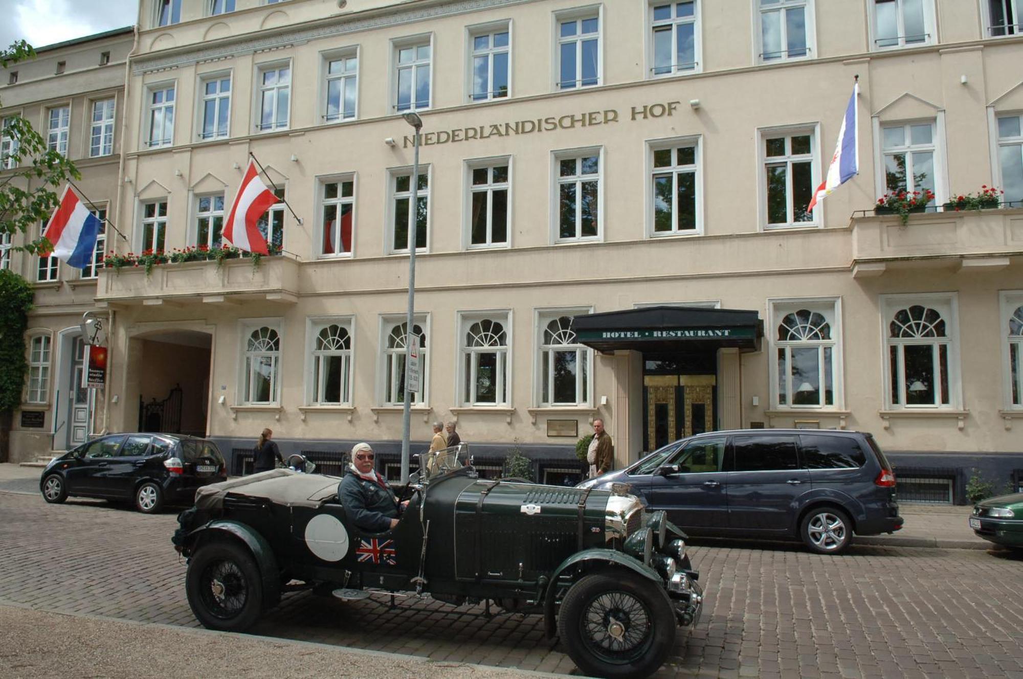 Hotel Niederlaendischer Hof Schwerin  Dış mekan fotoğraf