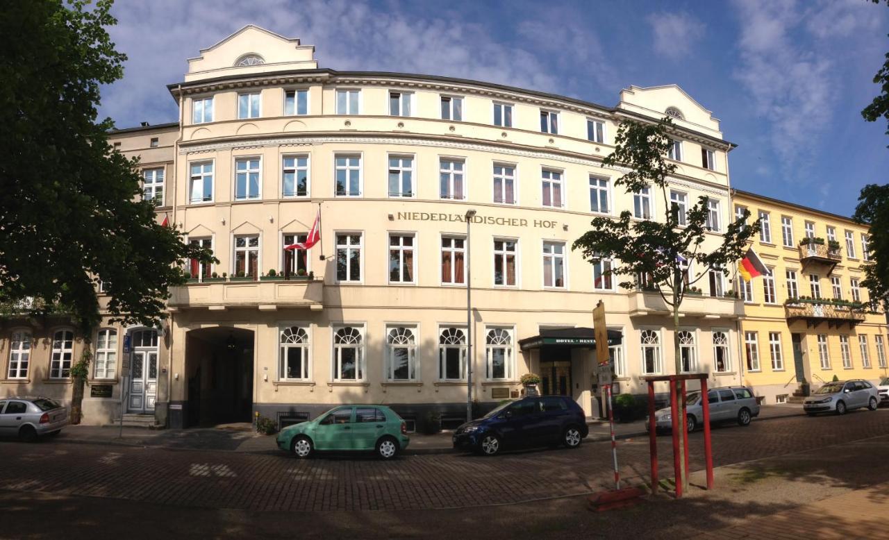 Hotel Niederlaendischer Hof Schwerin  Dış mekan fotoğraf
